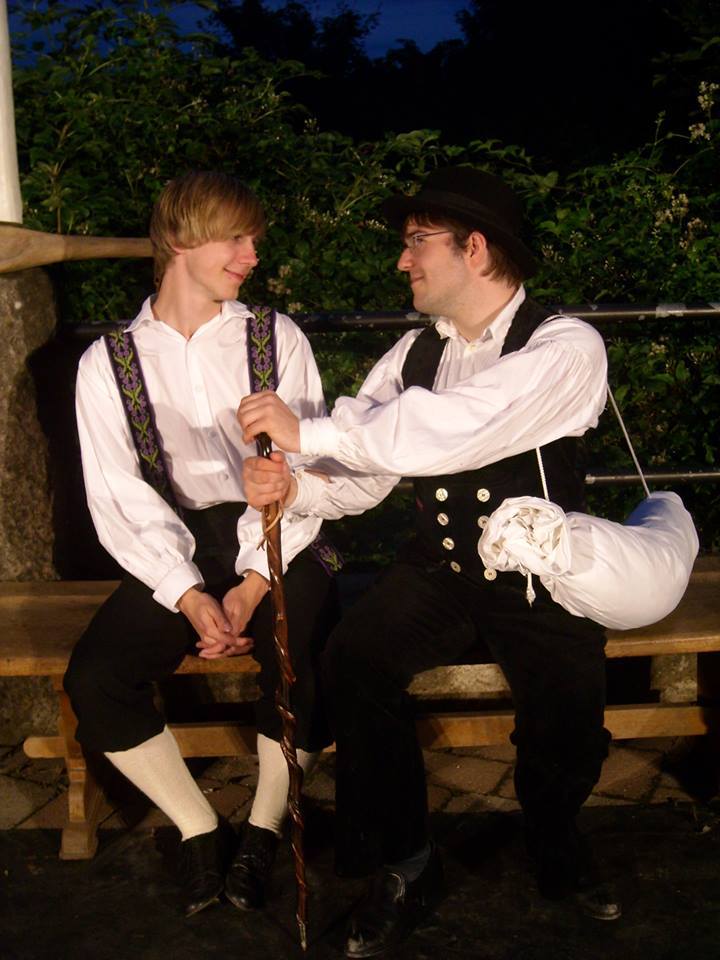 10322844_766592726770728_7766824603103437189_n